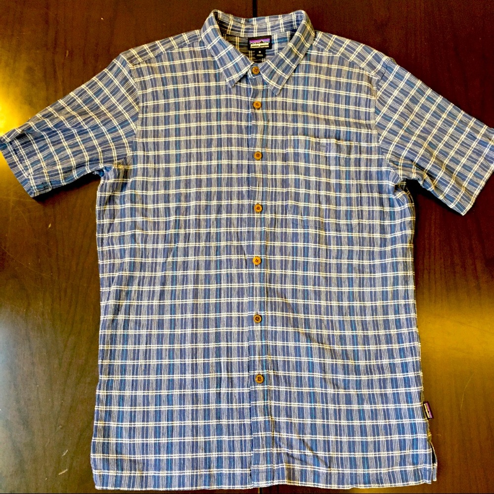 Men’s Patagonia 100% Org. Cotton Button Hiking Tee
